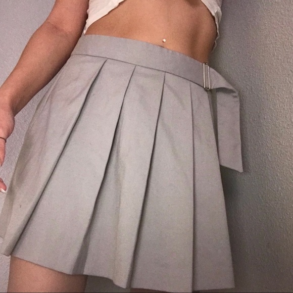Grey Tennis Skirt - Picture 4 of 4